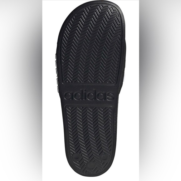 adidas
Adilette Shower
Slide Sandal - Picture 4 of 6